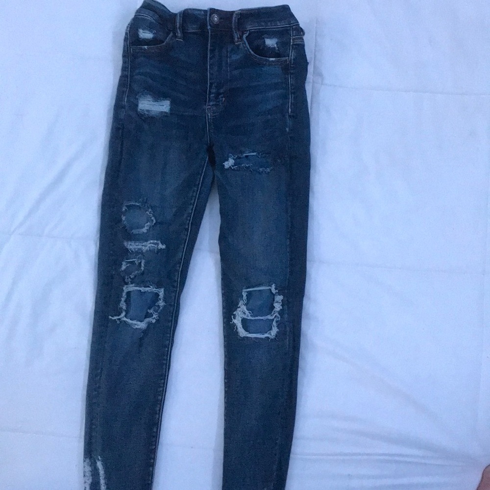 Cute American Eagle jeans!